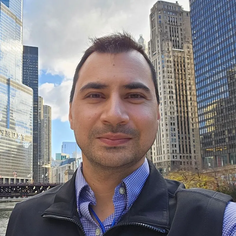 Author portrait of Roman Bansal, guest author